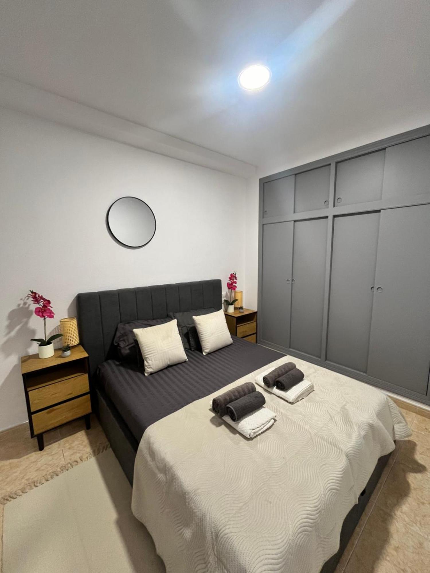 Magdalena Apartament Torrevieja Exterior photo